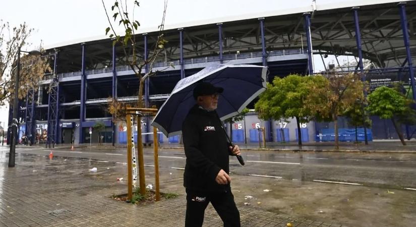 Katasztrófától tartanak Spanyolországban, elmarad a La Liga-bajnoki