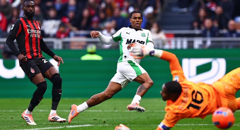 Hiába Bartesaghi duplája, odahaza botlott az AC Milan