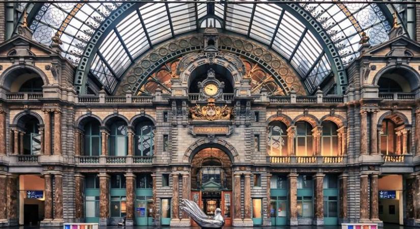 8 lélegzetelállító vasútállomás - Valóságos mesevilágba kalauzolnak