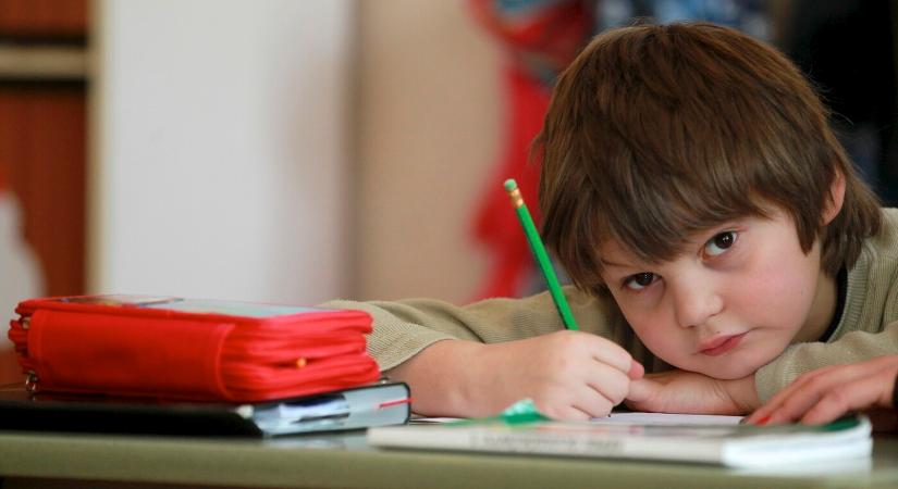 Aláírják az oktatásügyi miniszter memorandumát a magyar iskolák képviselői