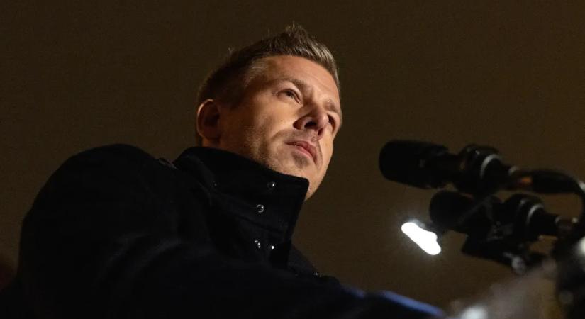 Magyar Péter a zalaegerszegi gyermekotthon látogatása után: Van fejlődés, idén már átvették az ajándékainkat