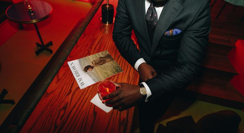 Luxusélet az Instagramon, milliós csalás a háttérben