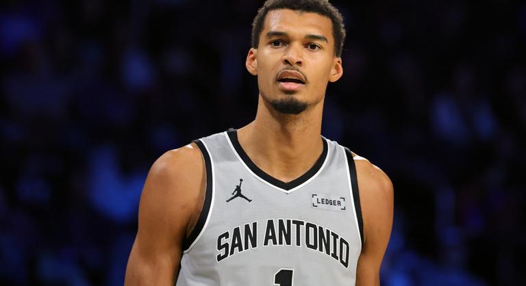 Megverték a verhetetlent a lábadozó polihisztor vezérletével