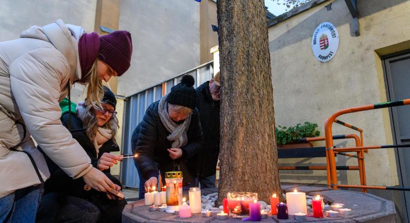 Templomi csend és mécsesek a Szőlő utcában
