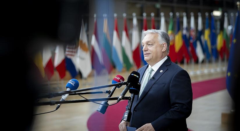 Nem üres kézzel utazik Brüsszelbe Orbán Viktor, ezt viszi magával