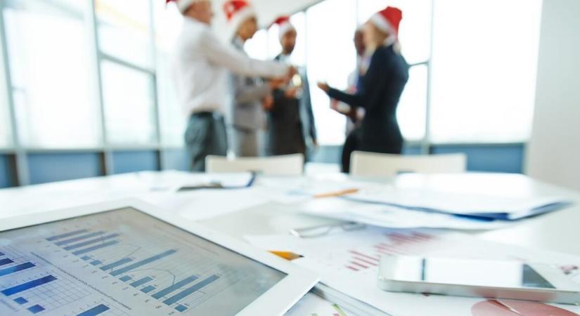 Ki élvezi, ki utálja? Így buliznak a magyar irodák karácsonykor