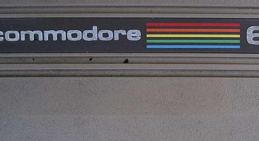 Beperelte a Commodore a Commodore-t a "Commodore" márkanév használata miatt
