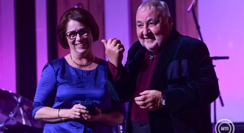 Mikó István kapta idén a Karinthy-gyűrűt