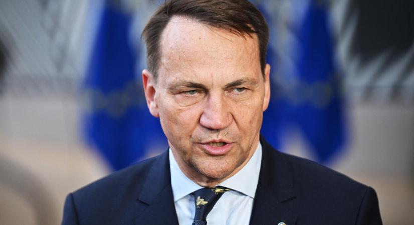 A lengyel külügyminiszter szerint Orbán Viktor kiérdemelte a Lenin-rendet