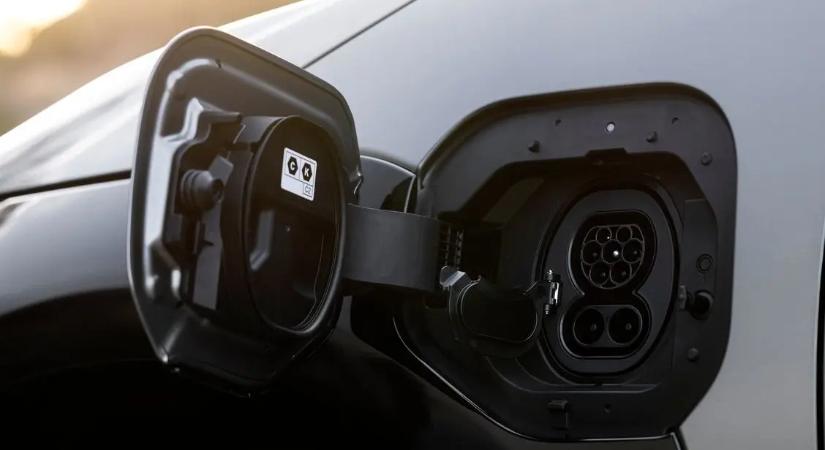 Még idén elérheti a 100 000 darabot az itthon forgalomba helyezett villanyautók száma