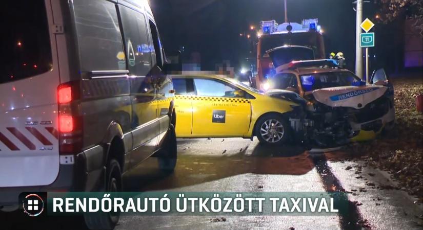 Balesetek sorozata az utakon: rendőrautó, busz és szarvasok kerültek bajba