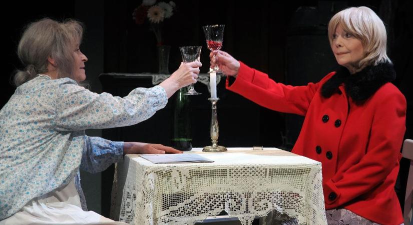 Premier a Veszprémi Petőfi Színházban: Grace és Gloria – Váratlan válasz a legnagyobb „miért”-re