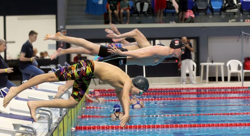 Csillagszóróval ünnepelték a Dél-Dunántúl legjobbjait