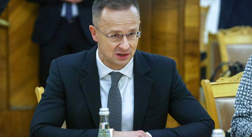 Szijjártó Péter nagyot bakizott, kikerült a videó