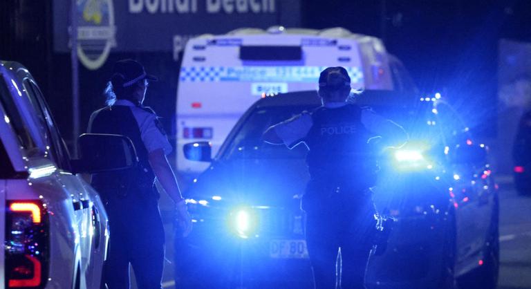 Egy muszlim eladó fegyverezte le a zsidókat támadó terroristát Sydney-ben