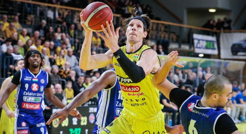 Kikapott a Falcótól a ZTE KK, Tóth Ádám a meccs elején megsérült