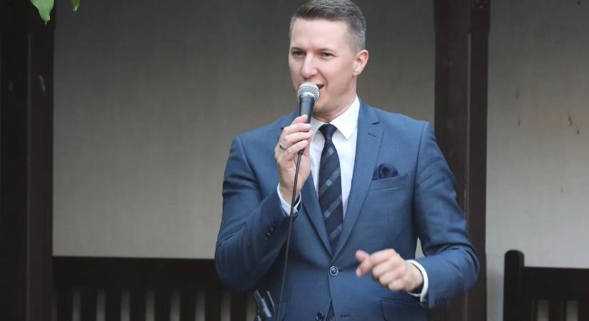 A válás után is fiával és volt feleségével karácsonyozik Gájer Bálint!