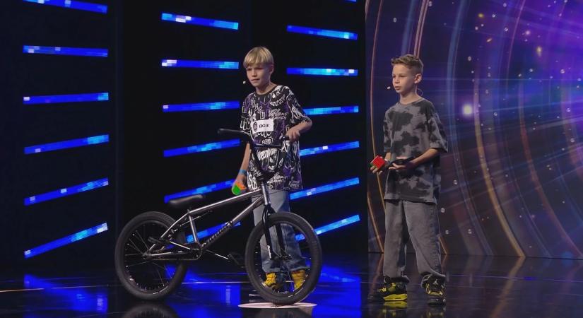 Geszti Péter és Köllő Babett meglepő ajándékkal jutalmaztak egy kisfiút a Csillag Születikben