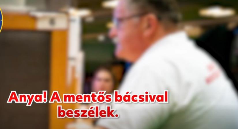 Mentőszolgálat: négyéves kisfiú mentette meg az édesanyja életét – videón a telefonhívás