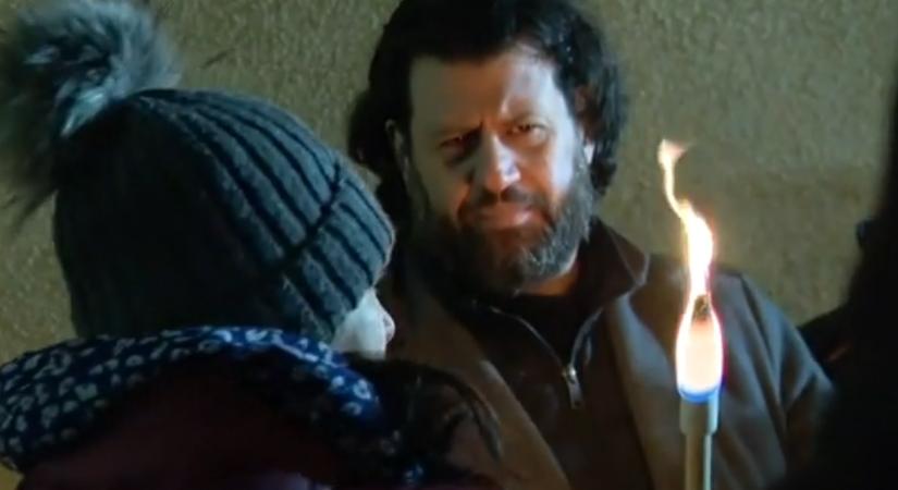 A Szőlő utcai javítóintézet előtt tüntettek Puzsér Róberték