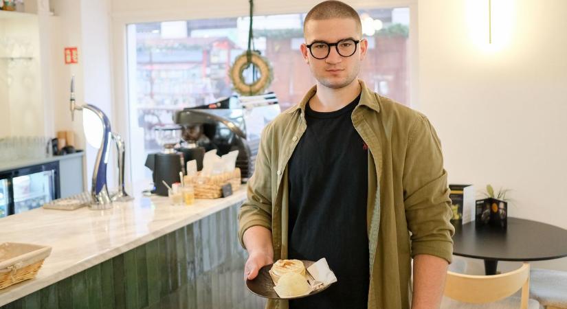 Olasz hangulatot ígérnek - Új kávézó nyílt a győri sétálóutcában - fotók