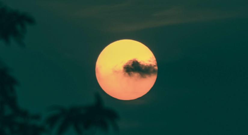 Napi horoszkóp, 2025.12.15.: A spontaneitás szerencsét hozhat a Kosnak