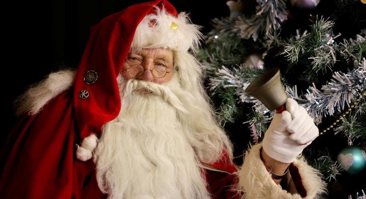 63 éve csal mosolyt az arcokra, a világ legkitartóbb Mikulása nem akasztja szögre a zsákot