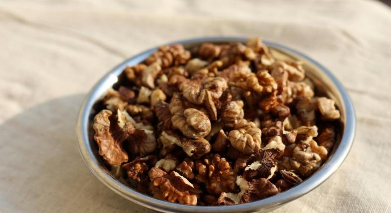 Ehet diót a kutya? Ezen múlik, hogy árt-e neki vagy sem