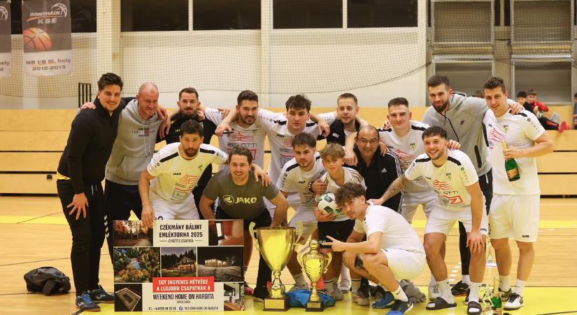 NB III-as vármegyei rangadót hozott a Czékmány Bálint Emléktorna döntője (galéria)