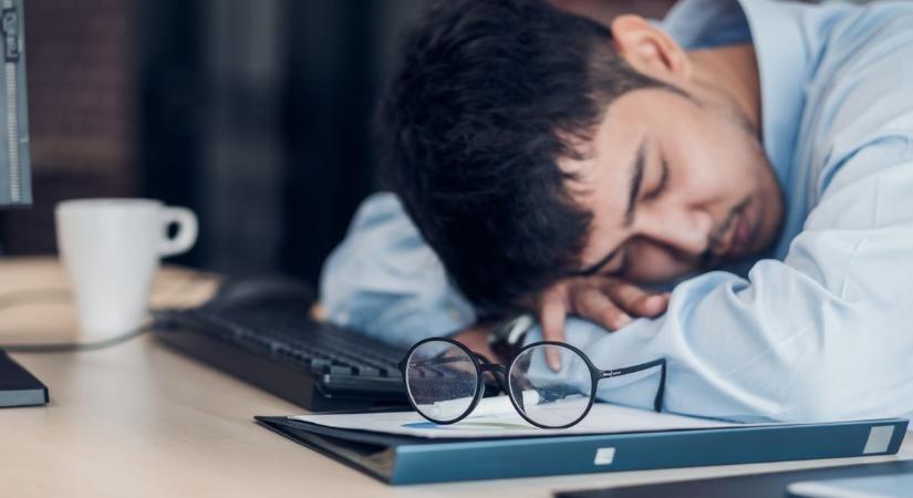 Fáradtság, fejfájás, idegesség? Mutatjuk, mi lehet a baj, ha ilyen tünetekkel kelsz