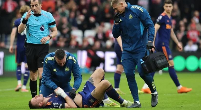 Légzési nehézségekkel szállították kórházba az angol válogatott focistát