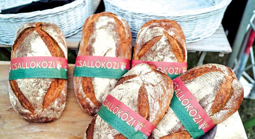 Pásztor diós, mákos az asztalra, pozsonyi kifli ajándékba