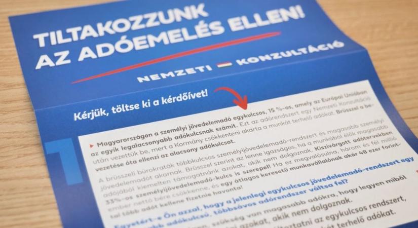 Ekkora volt az érdeklődés valójában a Nemzeti Konzultáció iránt – Orbán magával viszi Brüsszelbe a kitöltött íveket