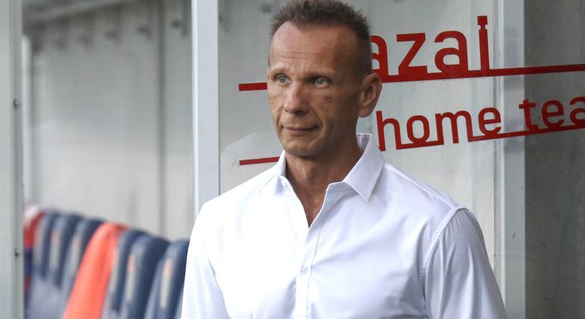 Interjú a Vasas-tulajjal: "Idő, amíg lerázzuk magunkról ezt" - meghúzott fizetések, Pintér emléke és a saját pénztárca