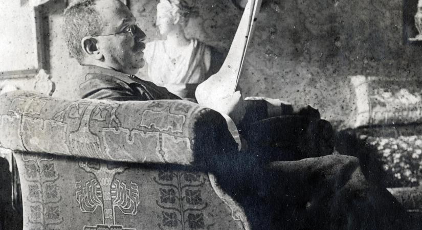 Fotelharcosok kanapéháborúban