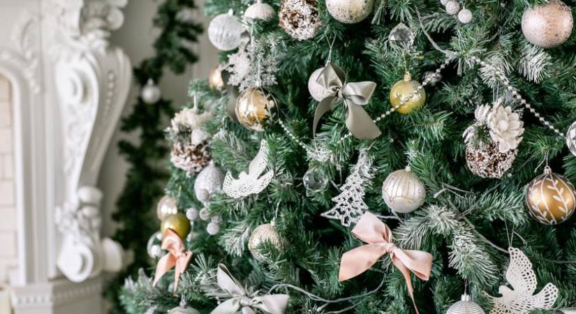 Egyetlen kiegészítő a fára, ami mellé alig kell más dísz: olyan gyönyörű, amilyen egyszerű