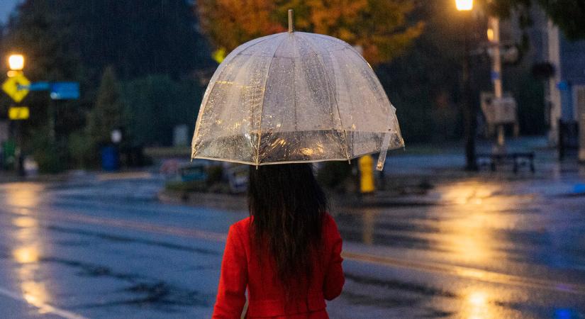 "Nagyon gyorsan jöjjetek, mert..." – 4 éves kisfiú hívta ki a mentőket az édesanyjához