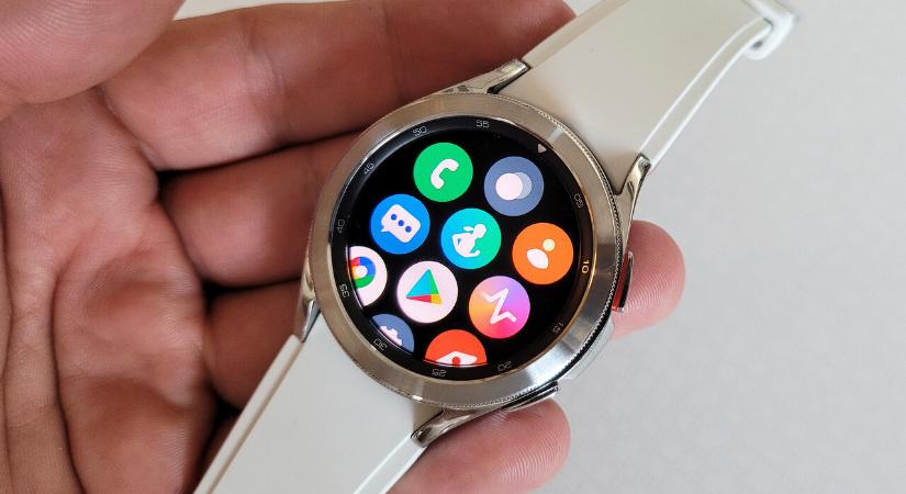 Felfrissítette magát a Galaxy Watch4