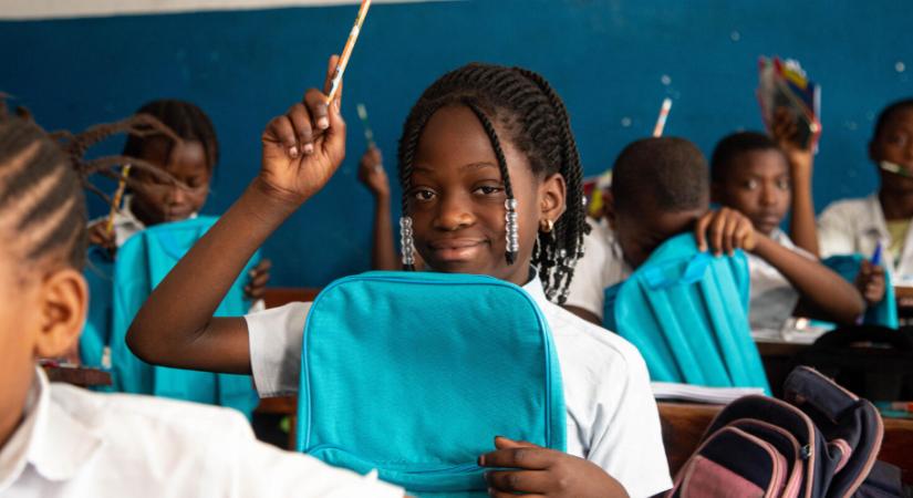 Esélyt a lányoknak, jövőt a világnak