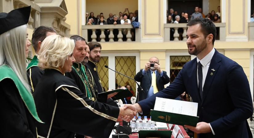 A debreceni agrárkar címzetes docense lett Kapu Tibor – videóval