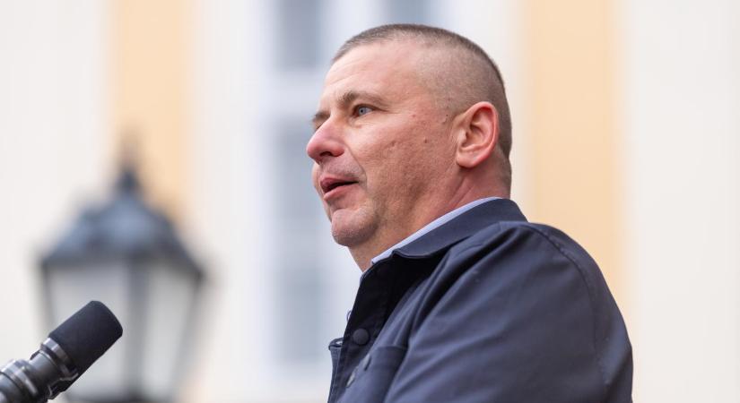 Elérte a bosszú, hivatalosan nem katona többé Ruszin-Szendi Romulusz