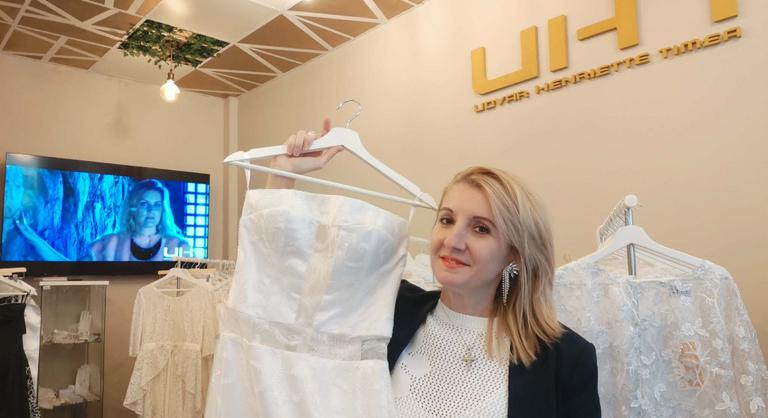 Ózdról indulva ért el nemzetközi sikereket a magyar divat új gyémántja