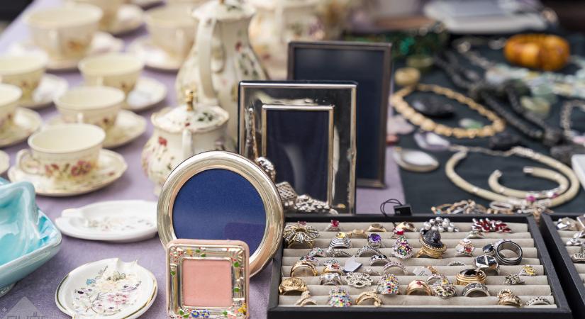 Az év utolsó régiségvására Győrben!