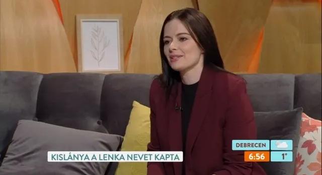 Lola őszinte humorral vallott az anyaságról: "Szerintem el is kezdtem sárkányosodni"