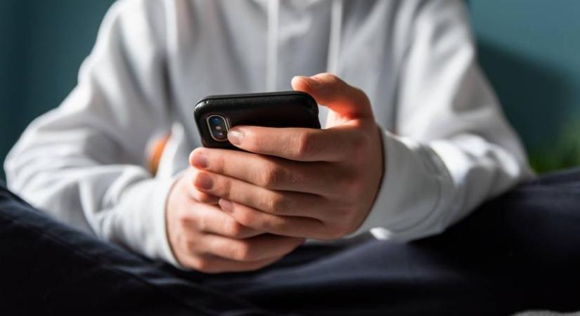 Januártól szűrni fogják az internetet: sokakat érinthet ez a változás