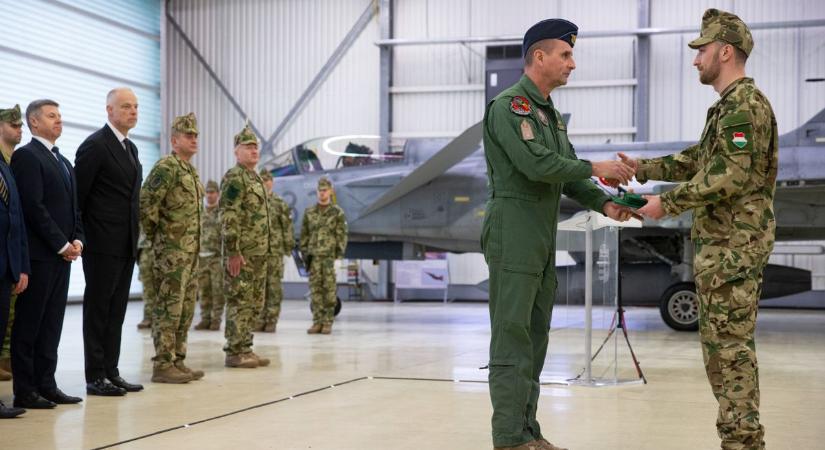 Veszélyes területen teljesítettek hibátlan szolgálatot a kecskeméti katonák – fotók, videó