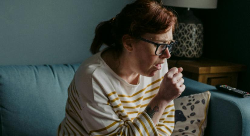 Tartós köhögés, terhelésre fulladás? Így ismerheted fel a COPD jeleit