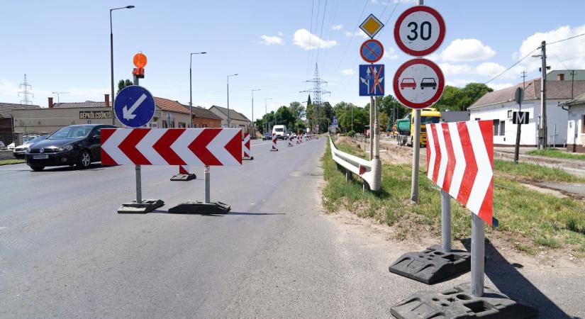 Változás a forgalmas debreceni csomópontban