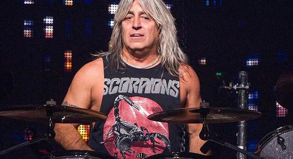 Kis híján amputálni kellett Mikkey Dee lábát