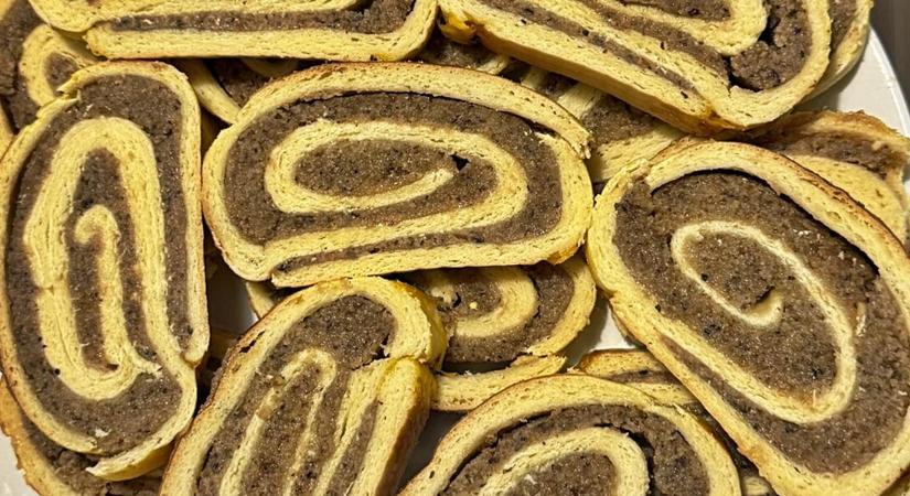 Kelt tészta szerelmeseinek: a legfinomabb gesztenyés bejgli receptje